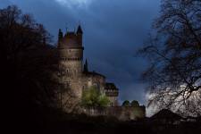 Julie RENAUT - SOUS NOS YEUX